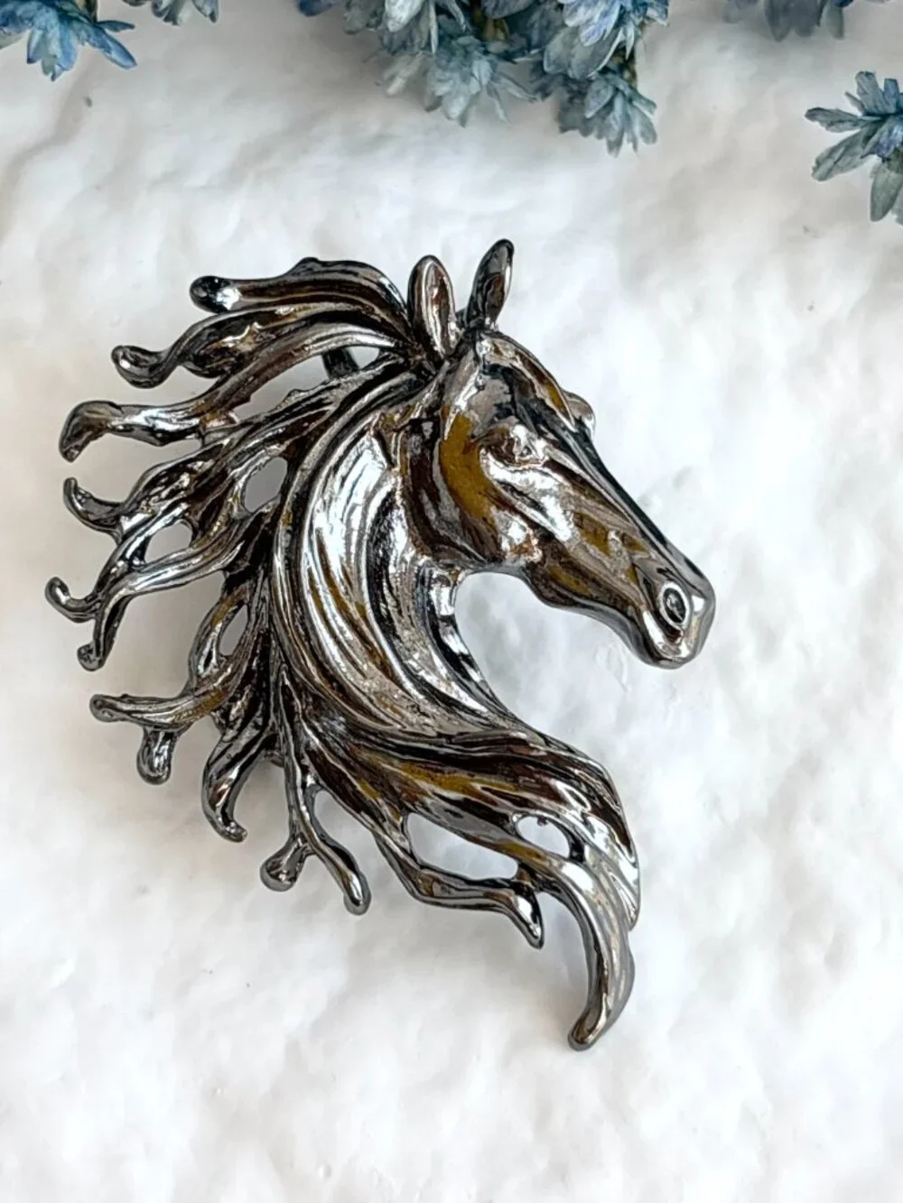 Horse Head Figural Billowing Mane Silver Toned Textured VIntage Insp Brooch Pin